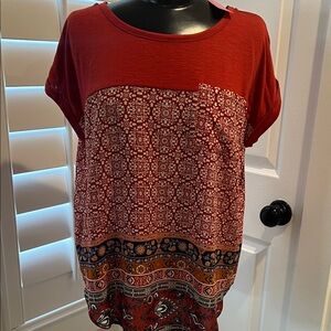 NWT Women's Printed Short-Sleeve Top